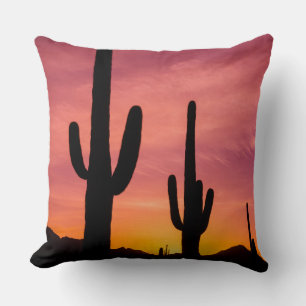 Saguaro-Kakteen bei Sonnenaufgang, Arizona Kissen