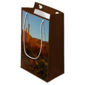 Saguaro Sunset I Arizona Wüste Landschaft Kleine Geschenktüte (Vorderseite Schrägansicht)