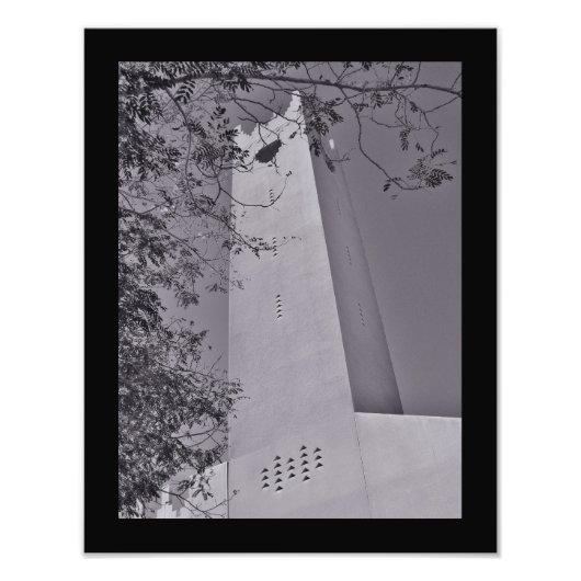 Sahat al Kindi Minaret mit Blätter Fotodruck (Vorne)