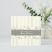 Sahneblumenbrautmittagessen-Einladungs-Karten Einladung (Stehend Vorderseite)