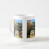 Saigo Takamori (The Last Samurai) & Hunde Statue Kaffeetasse (Vorderseite Links)