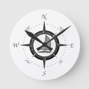 Sailboat And Compass Rose Runde Wanduhr