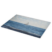 Sailboat Sailing on the Ocean Blue Glass Schneidebrett (Ecke)