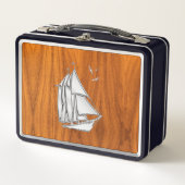 Sailboat Segeln auf Teak Veneer Metall Brotdose (Vorderseite)