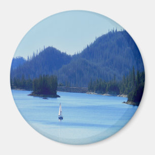 Sailing away..... magnet