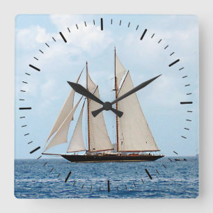 Sailing in the British Virgin Islands Quadratische Wanduhr