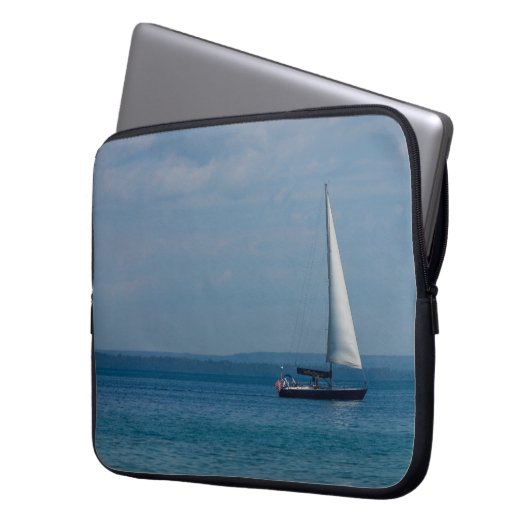Sailing Mackinac Laptopschutzhülle (Vorderseite Links)