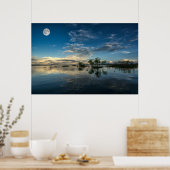 Sailing Near Iquitos Poster (Küche)