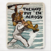 Sailor Wading, als er einen Soldaten auf Schulter  Mousepad (Vorne)