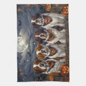 Saint Bernard Halloween Spooky Geschirrtuch (Vertikal)