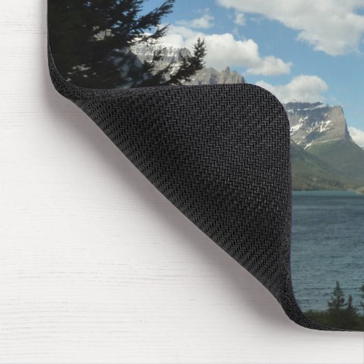 Saint Mary Lake II am Glacier National Park Mousepad (Ecke)