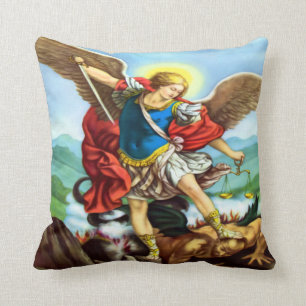 Saint Michael the Archangel Throw Kissen