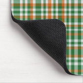 Saint Patrick's Day Irland Flaggenfarbener Gingham Mousepad (Ecke)