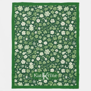 Saint Patricks Day Regnende Shamrocks 4-Blatt-Klee Fleecedecke