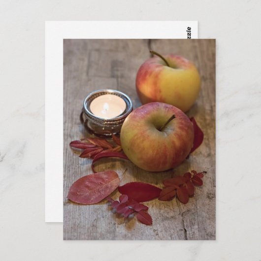 Saisonromantische Frühlingsäpfel Blätter noch am L Postkarte (Vorne/Hinten)