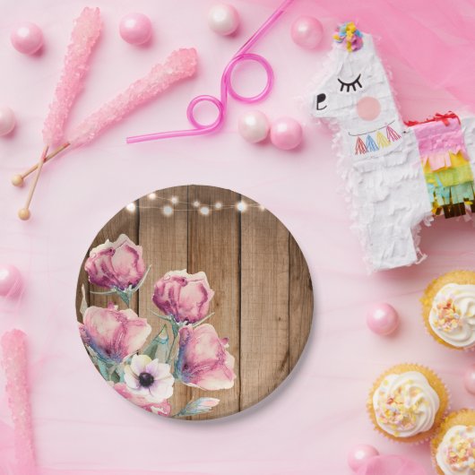 Saitenleuchten und Blume Rustikales Stallholz Pappteller (Party)