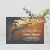 Saitenlichter Rustikaler Wald Einladung zur Hochze (Stehend Vorderseite)