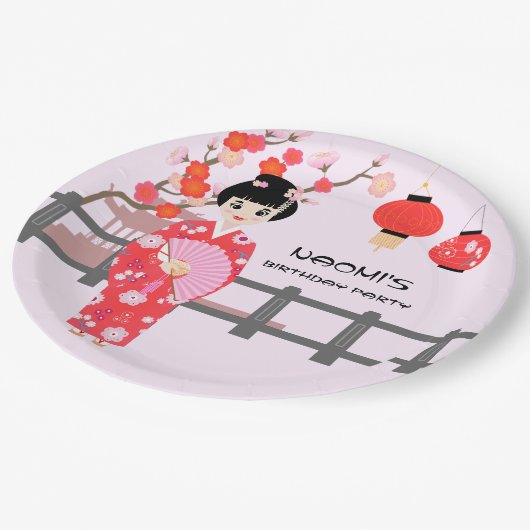 Sakura Cherry Blossom Japanisches Mädchen Geburtst Pappteller (Schrägansicht)