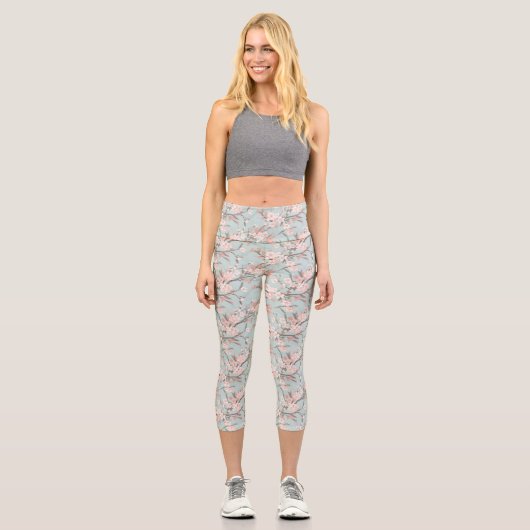 Sakura Cherry Blossoms Capri Leggings (Vorderseite)