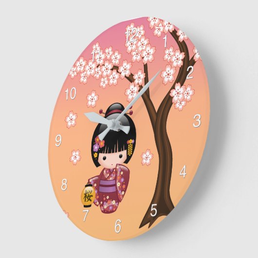Sakura Kokeshi Doll - Geisha Girl on Peach Große Wanduhr (Winkel)