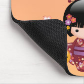 Sakura Kokeshi Doll - Geisha Girl on Peach Mousepad (Ecke)