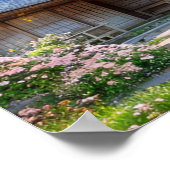 Sakura Retreat, Traditionelle Landschaft Inn Poster (Ecke)