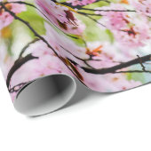 Sakura Tree in voller rosa Blüte im Frühling Geschenkpapier (Rolleneckpunkt)