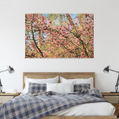 Sakura Tree ist bereit, im Frühlingsgarten zu blüh Leinwanddruck (Insitu (Schlafzimmer))