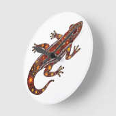 Salamander im einheimischen Stil in roten Farben Runde Wanduhr (Winkel)