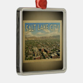 Salami binden in der Burg Silbernes Ornament (Rechts)