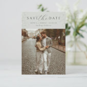 Salbei | Einfaches Calligraphy Floral Wedding Foto Save The Date (Stehend Vorderseite)