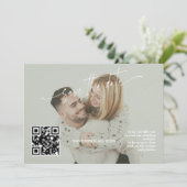 Salbei-Grün-Kalligrafie-QR-Code-Foto-Hochzeit Save The Date (Stehend Vorderseite)