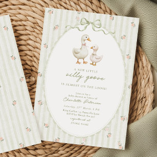 Salbeigrüne Alberne-Gans-Baby-Party-Einladung Einladung