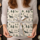 Salbeigrüne Pferde und Kiefern Geschenkpapier
