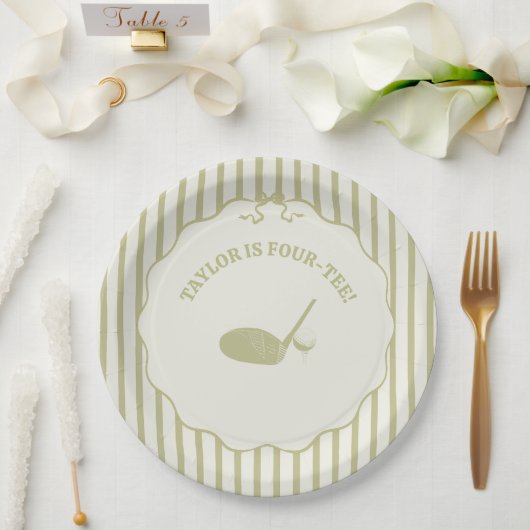 Salbeigrüne und cremefarbene Streifen Golf-Themen- Pappteller (Hochzeit)