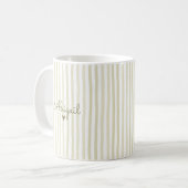 Salbeigrüner benutzerdefinierter Namensgestreifter Kaffeetasse (Vorderseite Links)