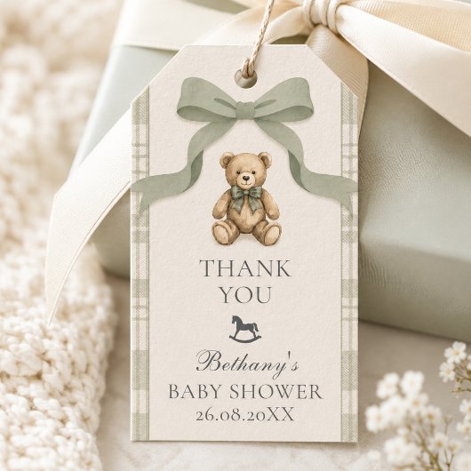 Salbeigrüner Gingham-Teddybär-Baby-Shower Geschenkanhänger
