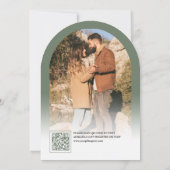 Salbeigrüner Torbogen-Foto-QR-Code-Junggesellinnen Einladung (Rückseite)