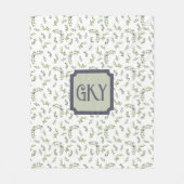 Salbeigrünes Wasserfarben-Monogramm Chic Oliven Mu Fleecedecke (Vorderseite)