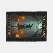 Salem 1692 fehlte eine Halloween-Hexe Fleecedecke (Vorderseite (Horizontal))