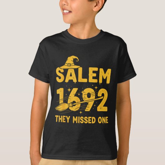 Salem 1692 vermissten sie ein Halloween Salem Hexe T-Shirt (Vorderseite)