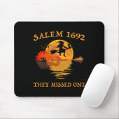 Salem 1692 verpasste eine Hexenmeistersaal Mousepad (Mit Mouse)