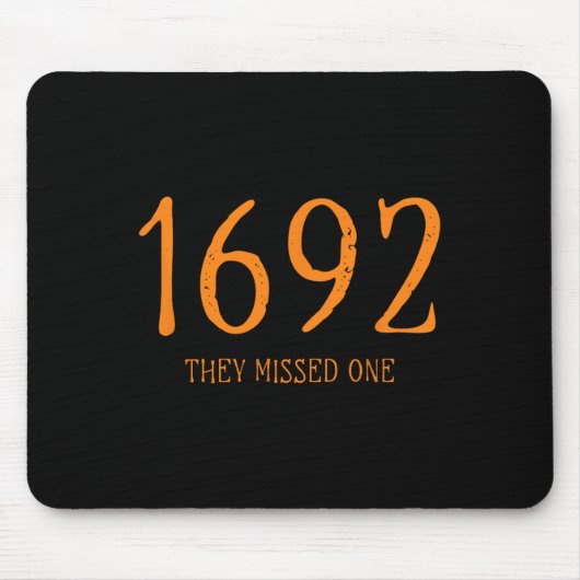Salem 1692 verpassten sie ein Fun Halloween Hexe 1 Mousepad (Vorne)