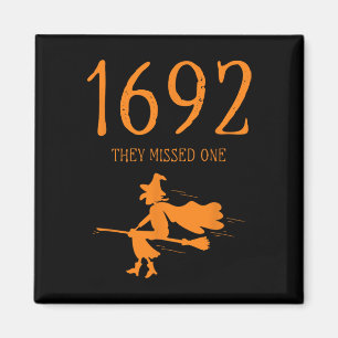 Salem 1692 verpassten sie ein Fun Halloween Hexe 2 Magnet
