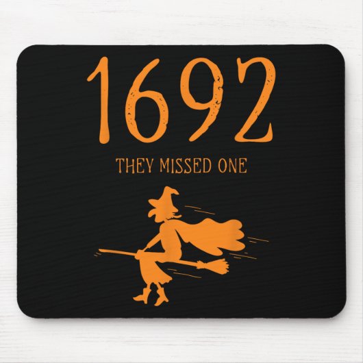 Salem 1692 verpassten sie ein Fun Halloween Hexe 2 Mousepad (Vorne)