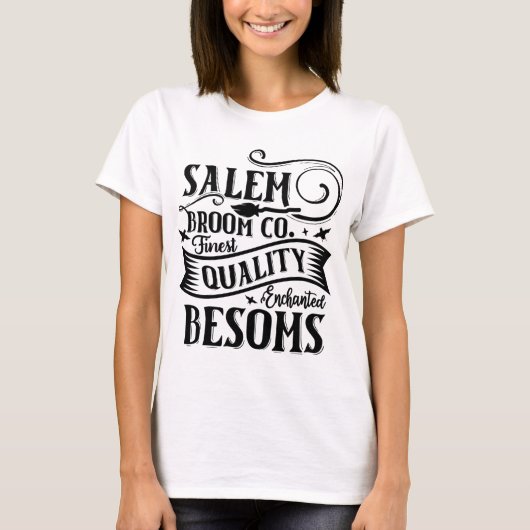 Salem Broom Co. Verzaubertes Schwarz & Weiß Hallow T-Shirt (Vorderseite)