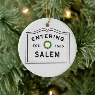 Salem, MA Holiday Wreath Keramik Ornament