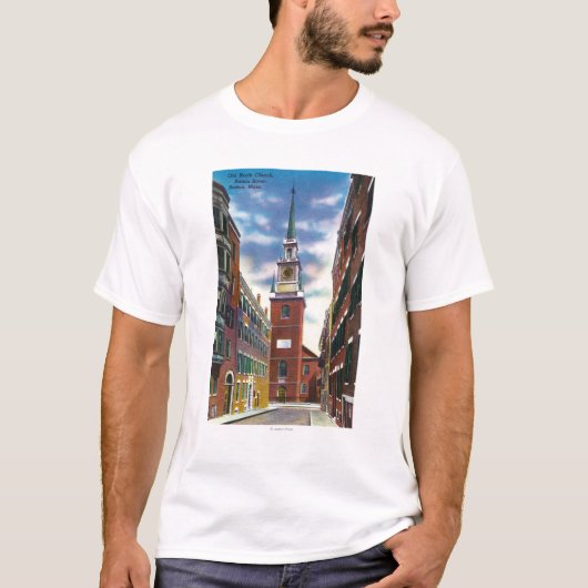 Salem-Straßen-Ansicht der alten Nordkirche Gbd T-Shirt (Vorderseite)