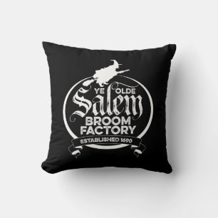 Salem Witch Broom Factory - lustig Vintag gotisch Kissen