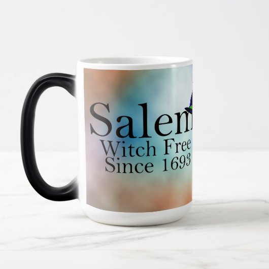 Salem Witch House in Salem Massachusetts Verwandlungstasse (Links)